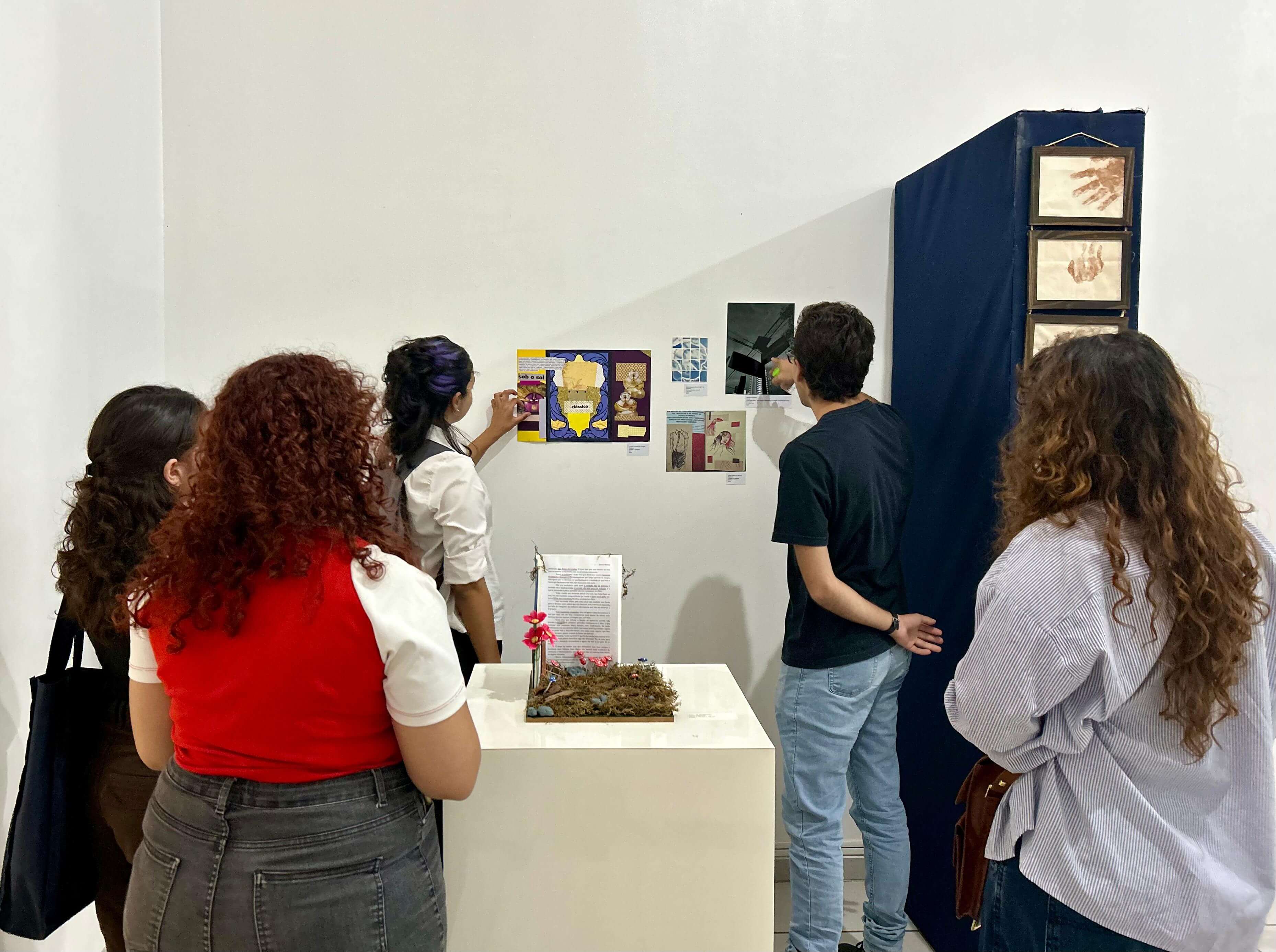 Capa de post: ENCONTROS: Estudantes de Artes Visuais da UEM realizam exposição sobre conexões presenciais