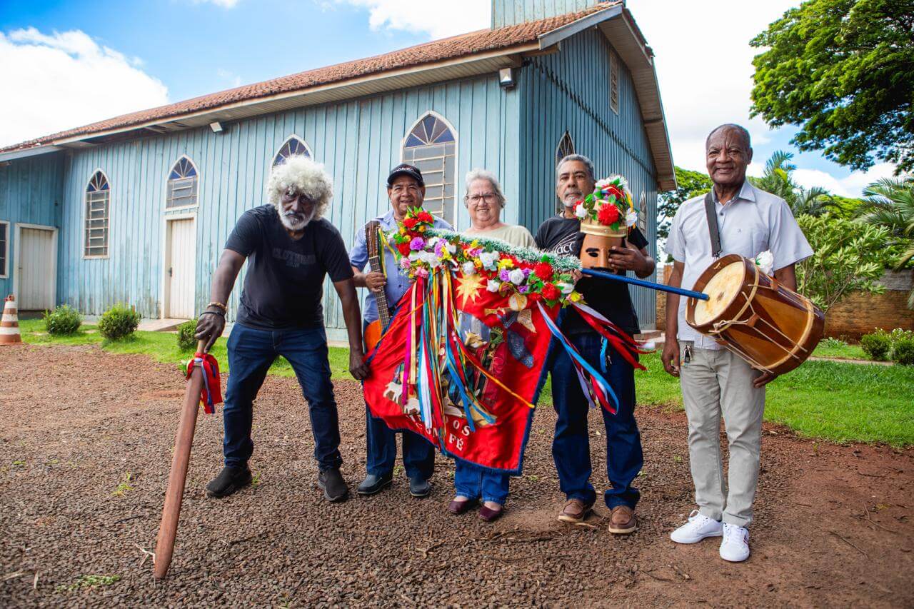 Capa de post: Produção maringaense vai exaltar cultura e tradição maringaense com a Folia de Santo Reis