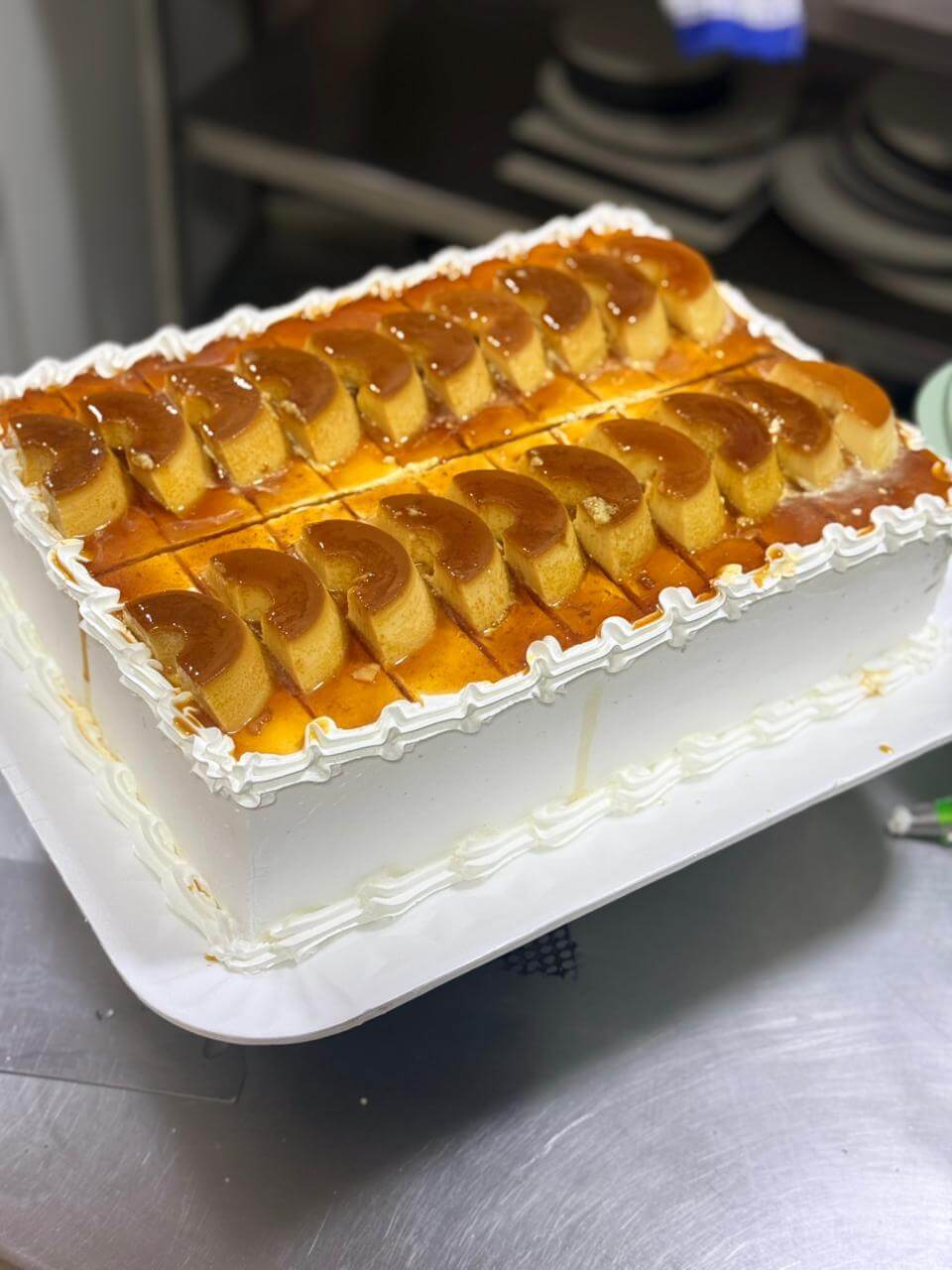 Capa de post: Sucesso do bolo de pudim movimenta comércio ao ar livre em Maringá