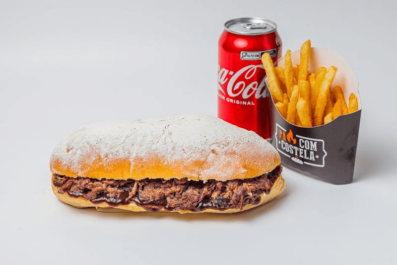 Capa de post: Pão com Costela oferece lanches grátis em inauguração de nova loja