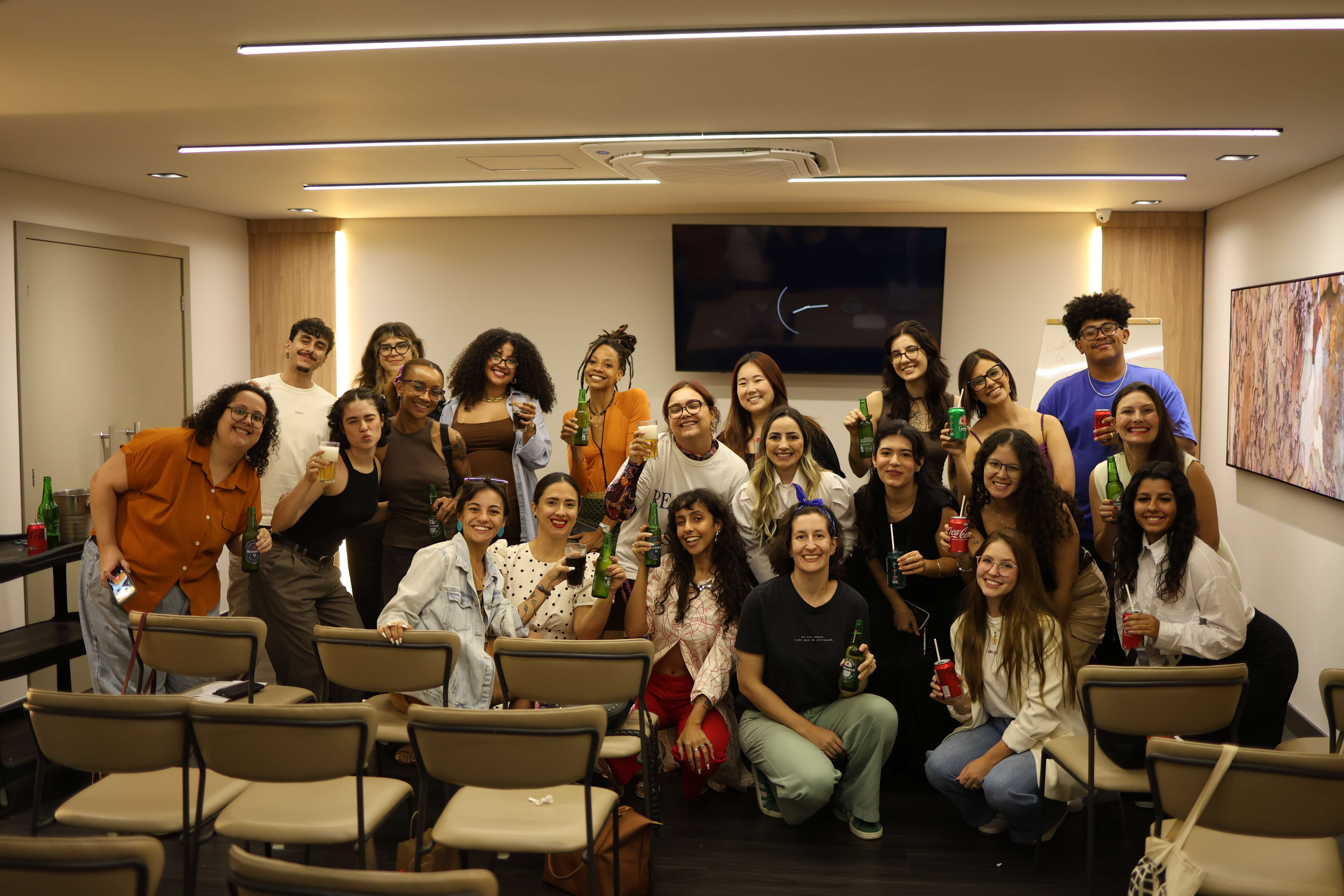 Capa de post: Workshop em Maringá une estratégia e prática para transformar identidade em conteúdo!