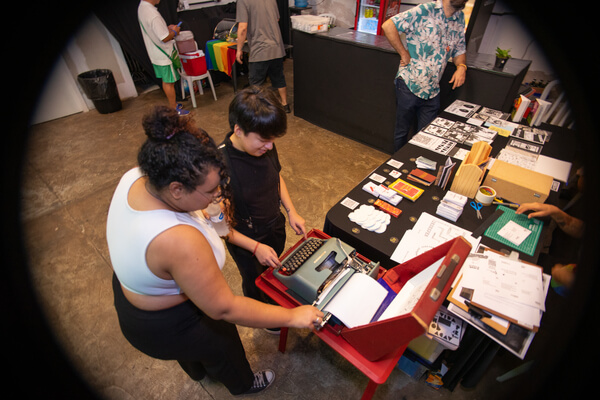 Capa de post: Zine Ingá realiza 2ª edição com oficinas, feira e debates sobre publicações independentes em Maringá
