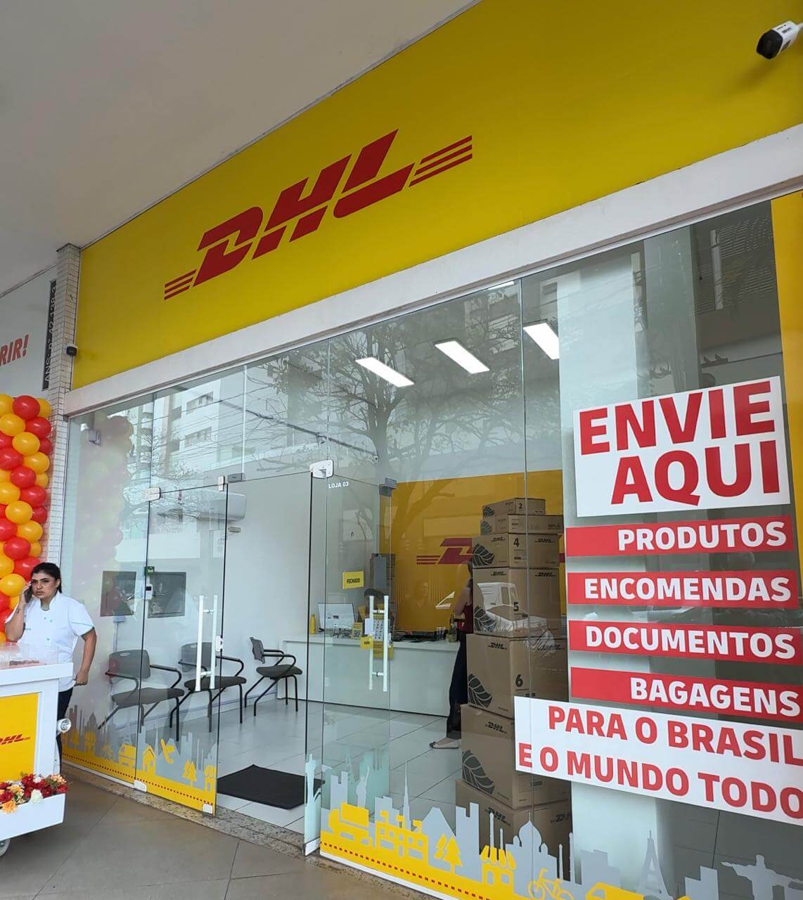 Capa de post: Maringá acaba de ganhar uma loja DHL que irá descomplicar o envio de encomendas nacionais e internacionais 