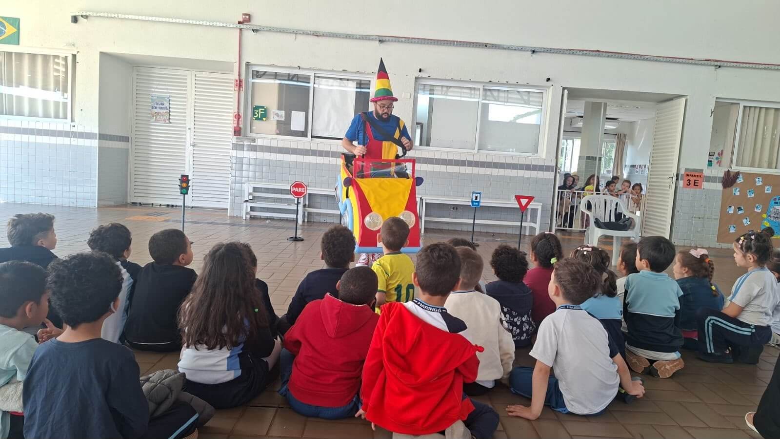 Capa de post: Projeto lúdico ensina segurança no trânsito para crianças 