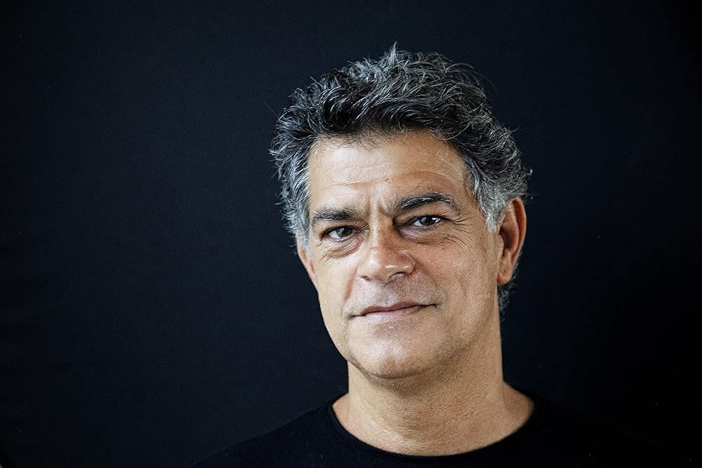 Capa de post: Eduardo Moscovis se apresenta em Maringá em espetáculo solo e com entrada gratuita