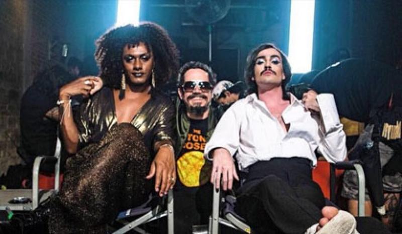 Capa de post: Johnny Hooker e Liniker lançam clipe da música 'Flutua'